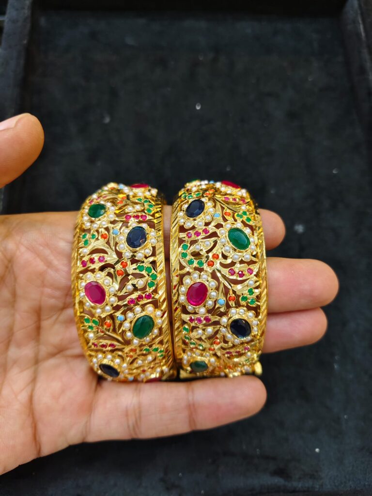 MultiColor Jadau Bangles